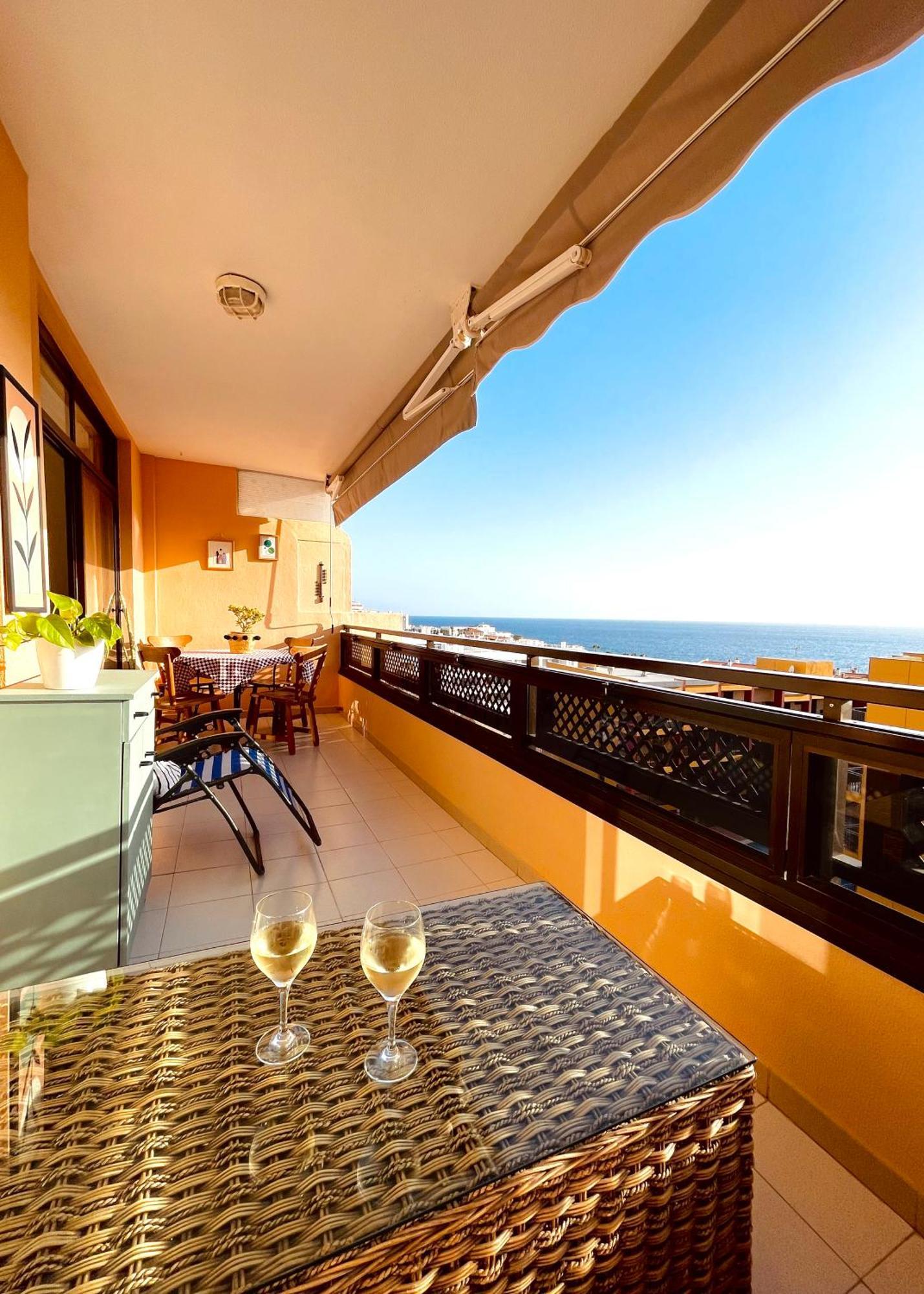 Casa Hugo - Ocean View, Quiet Pool, Fibre Net, Los Gigantes Puerto de Santiago  Exterior photo